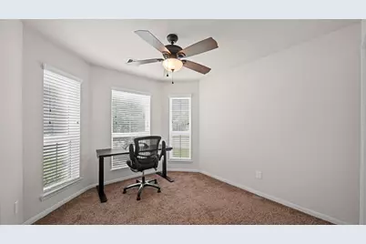 918 Willow Timber Drive, Houston, TX 77090 - Photo 11