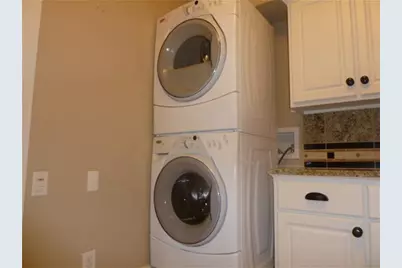 2100 Tanglewilde Street #8, Houston, TX 77063 - Photo 9