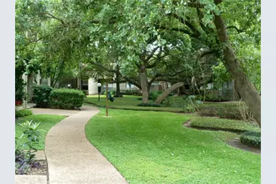 2100 Tanglewilde Street #8, Houston, TX 77063 - Photo 17