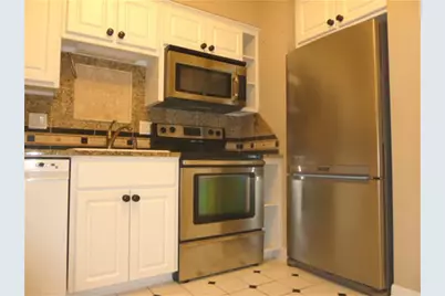 2100 Tanglewilde Street #8, Houston, TX 77063 - Photo 5