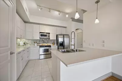 3333 Allen Parkway #2107, Houston, TX 77019 - Photo 11