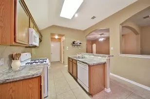 11014 Creekline Meadow Ct, Cypress, TX 77429 - Photo 13