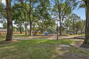 8515 Pool Creek Dr, Houston, TX 77095 - Photo 27