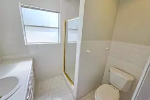 10806 Inwood Dr, Houston, TX 77042 - Photo 29