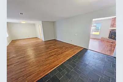 10806 Inwood Drive, Houston, TX 77042 - Photo 5