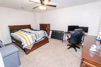 8222 Pastel Dawn Trace, Houston, TX 77049 - Photo 23