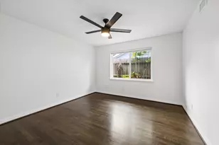 8527 Glenloch Dr, Houston, TX 77061 - Photo 27
