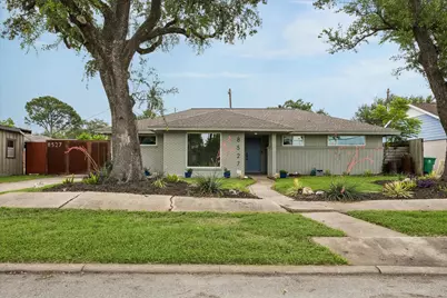 8527 Glenloch Drive, Houston, TX 77061 - Photo 1
