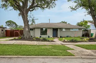 8527 Glenloch Dr, Houston, TX 77061 - Photo 1
