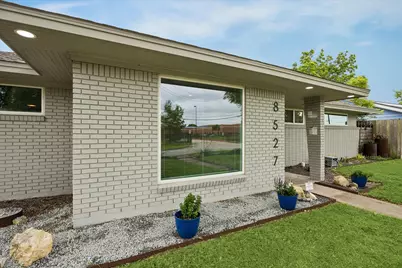 8527 Glenloch Drive, Houston, TX 77061 - Photo 3