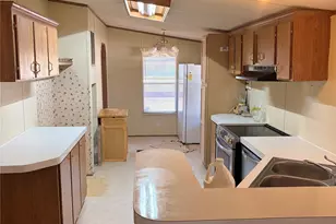 235 Iris, Livingston, TX 77351 - Photo 5