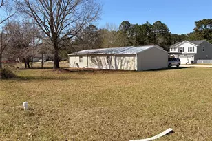 235 Iris, Livingston, TX 77351 - Photo 15