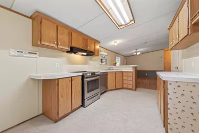235 Iris, Livingston, TX 77351 - Photo 15