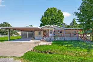 235 Iris, Livingston, TX 77351 - Photo 1