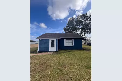 1553 Dover Street #9, Boling, TX 77420 - Photo 3