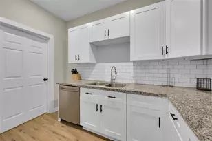 10317 Lake Rd, Houston, TX 77070 - Photo 7