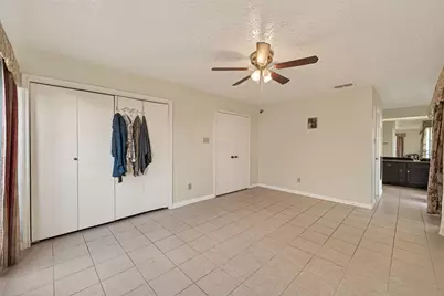 11866 Plumbrook Drive, Houston, TX 77099 - Photo 29