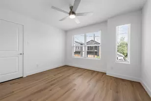 1220 E 33rd St, Houston, TX 77022 - Photo 17