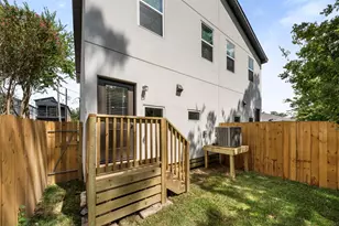 1220 E 33rd St, Houston, TX 77022 - Photo 23