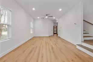 1220 E 33rd St, Houston, TX 77022 - Photo 5