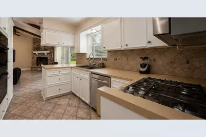 13823 Maisemore Road, Houston, TX 77015 - Photo 15