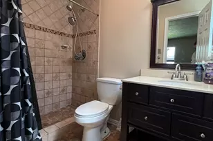 13823 Maisemore Rd, Houston, TX 77015 - Photo 5