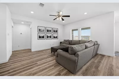 9522 Wall Street, Texas City, TX 77591 - Photo 7