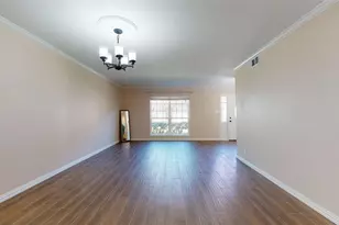2121 Winrock Blvd, Houston, TX 77057 - Photo 5
