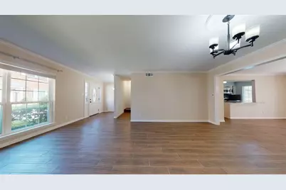 2121 Winrock Boulevard #43, Houston, TX 77057 - Photo 9