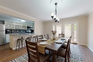 2121 Winrock Blvd, Houston, TX 77057 - Photo 15