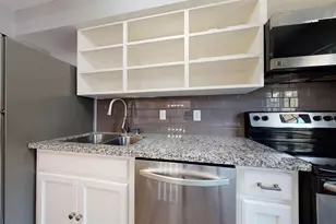 2121 Winrock Blvd, Houston, TX 77057 - Photo 19