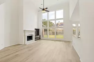9318 Rainbluff Ln, Katy, TX 77494 - Photo 7