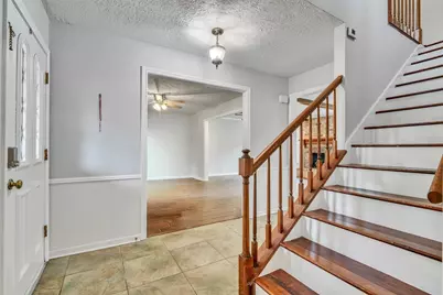 16121 Lakeview Drive, Jersey Village, TX 77040 - Photo 5