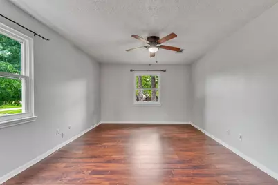 16121 Lakeview Drive, Jersey Village, TX 77040 - Photo 13