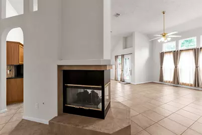 6218 Pleasant Stream Drive, Katy, TX 77449 - Photo 5