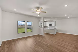 13319 Prado Ridge Ln, Rosharon, TX 77583 - Photo 7