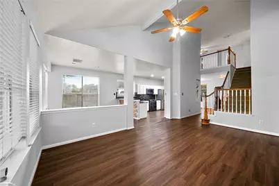 1123 Woodley Bend Boulevard, Sugar Land, TX 77479 - Photo 3