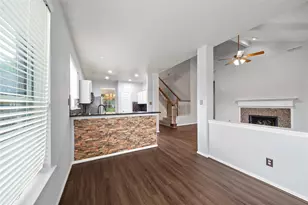 1123 Woodley Bend Blvd, Sugar Land, TX 77479 - Photo 7