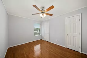 1123 Woodley Bend Blvd, Sugar Land, TX 77479 - Photo 19