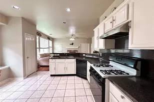11815 Champions Grove Ln Ln, Houston, TX 77066 - Photo 11