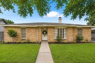 1519 Hitherfield Dr, Sugar Land, TX 77498 - Photo 1