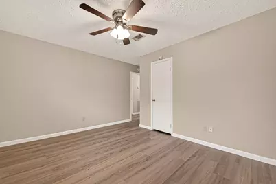 1519 Hitherfield Drive, Sugar Land, TX 77498 - Photo 19