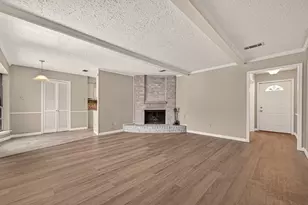 1519 Hitherfield Dr, Sugar Land, TX 77498 - Photo 25