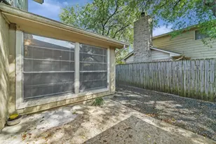 10827 Sugar Hill Dr, Houston, TX 77042 - Photo 25