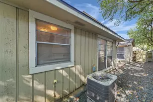 10827 Sugar Hill Dr, Houston, TX 77042 - Photo 29