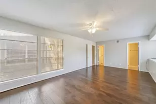 10827 Sugar Hill Dr, Houston, TX 77042 - Photo 15