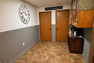 116 Oleander St, Lake Jackson, TX 77566 - Photo 5