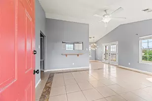 7228 Highland Bayou Dr, Hitchcock, TX 77563 - Photo 21