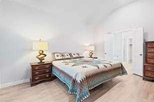 201 Crystal Bay Ln, Willis, TX 77378 - Photo 11