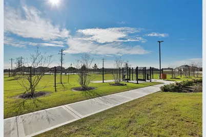1266 W Shepard Drive, Dayton, TX 77535 - Photo 33